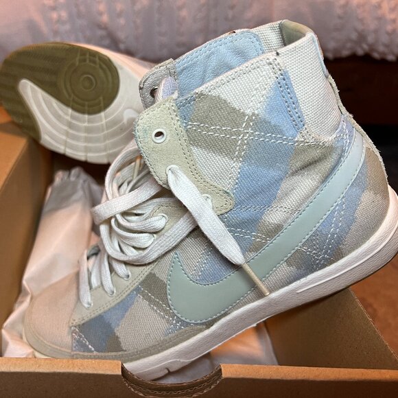 Wmns Nike Blazer Mid, Canvas Sneakers, Blue/Tan/Grey Sz 7, Vintage 2008-2009 - Picture 2 of 7
